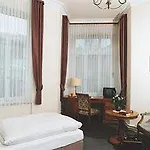 Spoettel Hotel