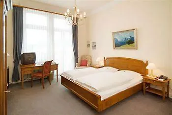 Spöttel Hotel 3*