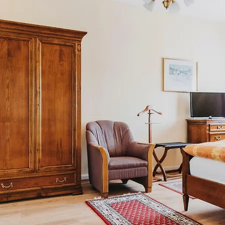 Hotel Spoettel 3*